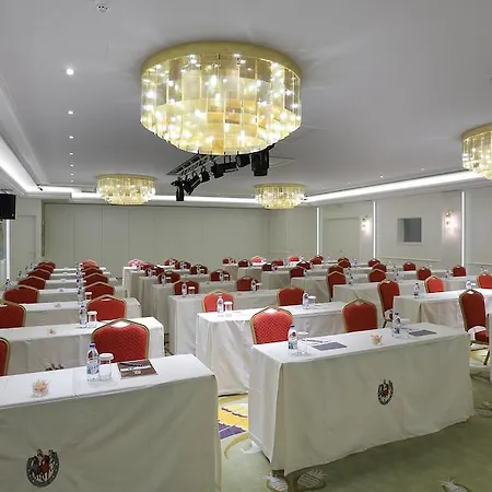 Hotel Atli 4*